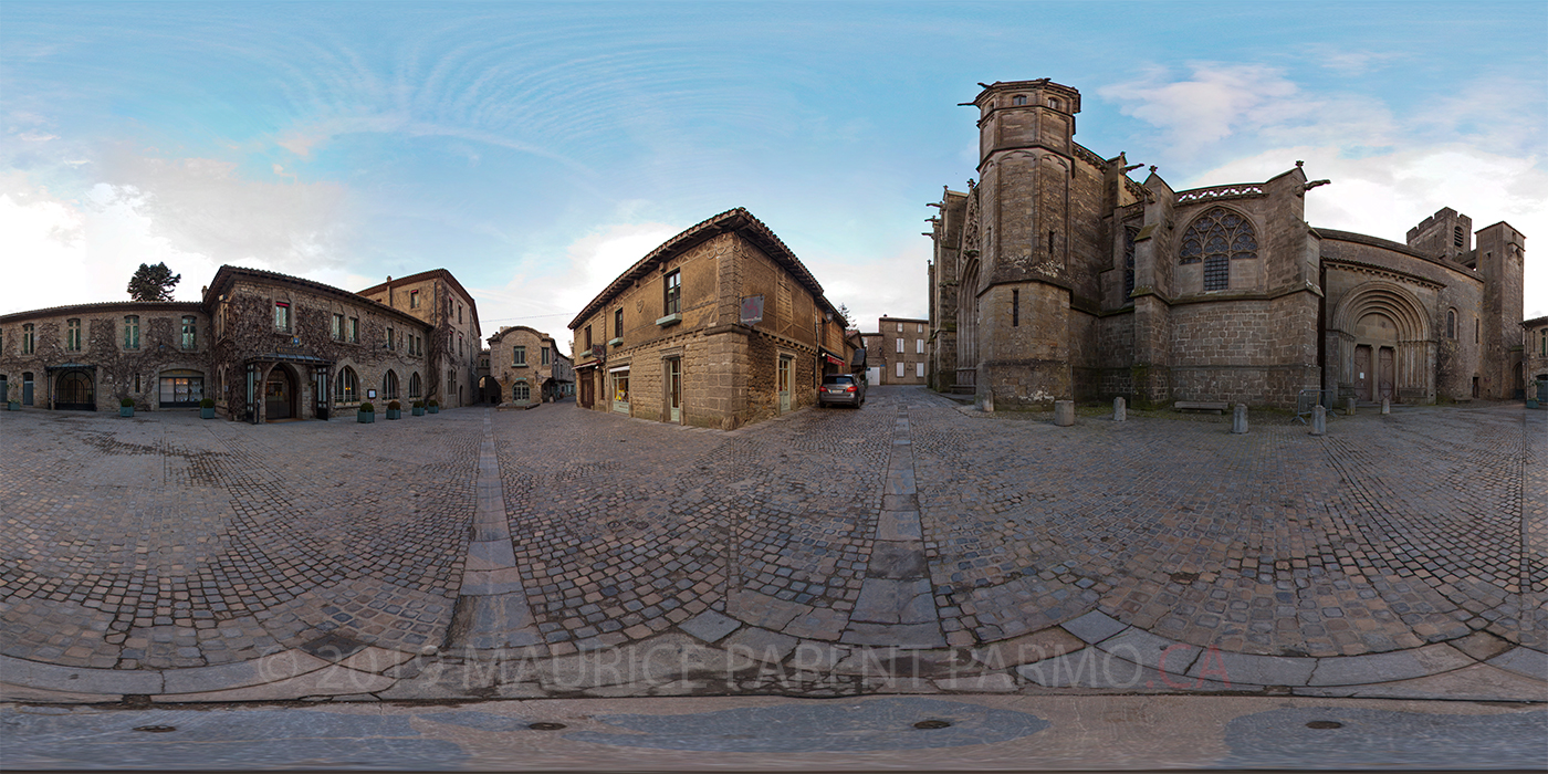 Carcassonne Place de la chapelle France