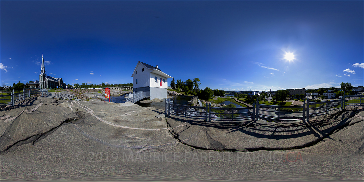 Petite maison blanche 2, Saguenay, Québec